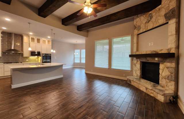 5/3/3  in Settlement at Gruene! Little over 1 Mile to Gruene & the Guadalupe River!! Fridge Included, Fireplace, NBISD Gallery 4