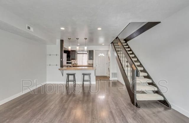 5323 S Ben Davis Park - 5323 South Ben Davis Park, Murray, UT 84123