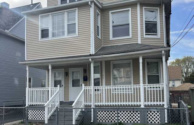 32 Hazelwood Avenue unit: 1St Floor photos photos