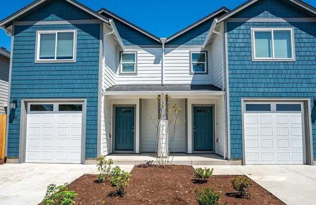 New 3 Bed / 3 Bath Duplex! $500 Amazon Gift Card! First 1.5 Month's Rent Is Free! photos photos