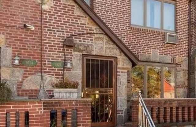 81-22 77th Avenue photos photos