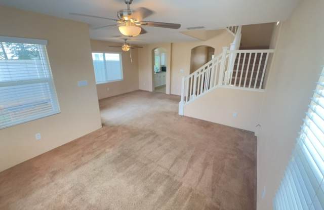Wonderful 3 BD / 2.5 BA Home In Ewa Beach!!! Gallery 3