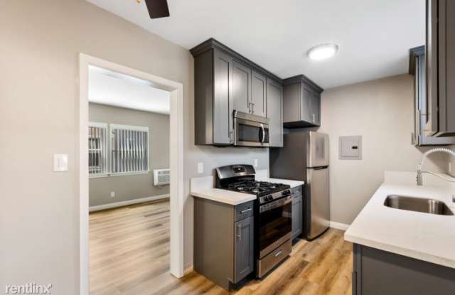 2793 Glenwood Place Gallery 2