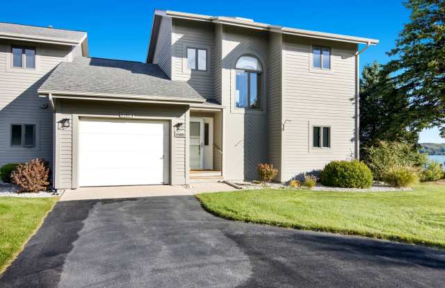 Lakefront End-Unit Condo with Crystal Lake Views – Benzonia photos photos