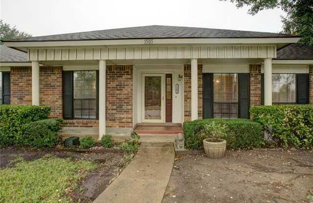 1505 Mullins Drive Gallery 3