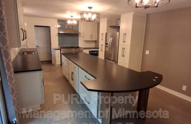 4808 Dunberry Ln - 4808 Dunberry Lane, Edina, MN 55435