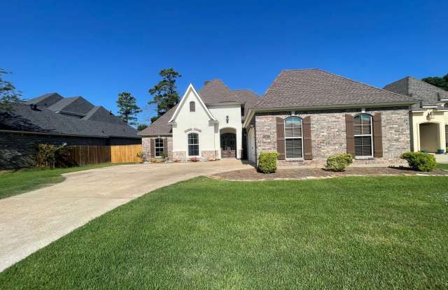 Must See! Welcoming Home In Turtle Creek Subdivision in Benton photos photos