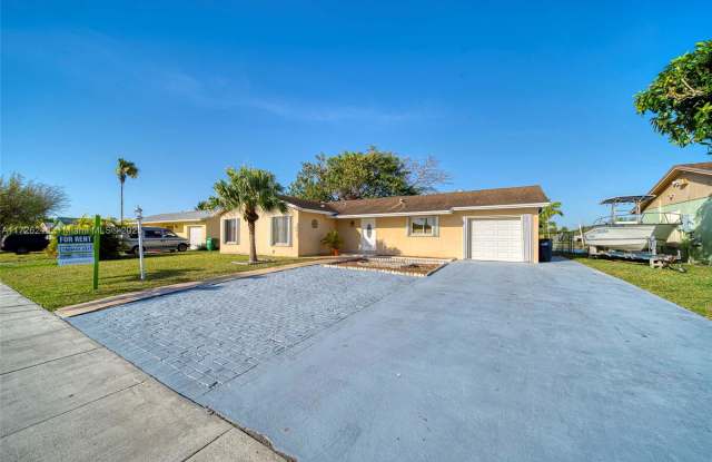 16330 Southwest 109th Avenue - 16330 Southwest 109th Avenue, Palmetto Estates, FL 33157