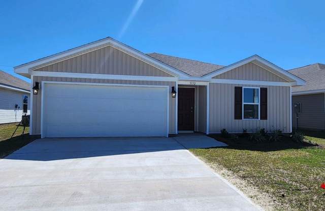 Welcome Home to Titus Park – Where Comfort Meets Convenience! *1/2 Security Deposit for Active-Duty Military!* - 5132 Rivergrass Drive, Bay County, FL 32404