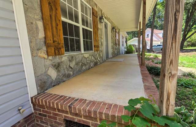 5607 Whispering Pines Drive Gallery 3