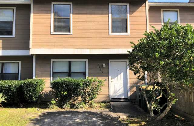 9335 GENNA TRACE Trail - 9335 Genna Trace Trail, Jacksonville, FL 32241