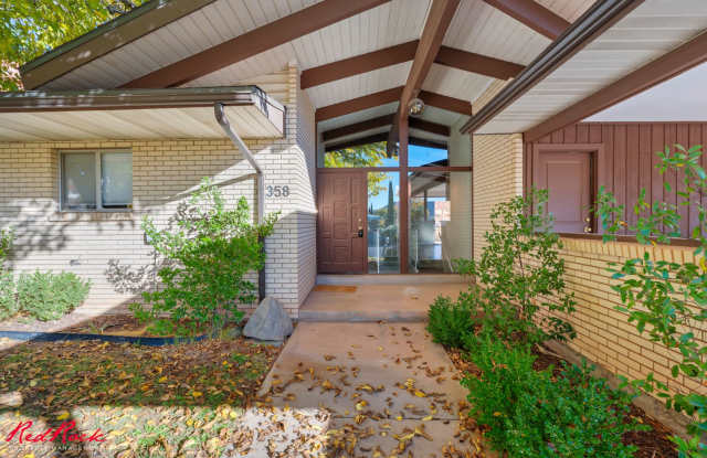 Updated 4 Bedroom Home in the Heart of St. George! - 358 North 100 East, St. George, UT 84770