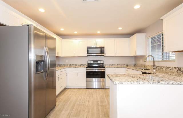 3452 E Acoma Drive Gallery 4