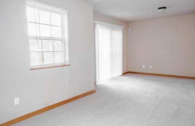 2863  W Hillshire  DR Gallery 2