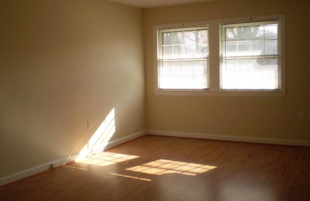 436 JAMES COURT Gallery 3