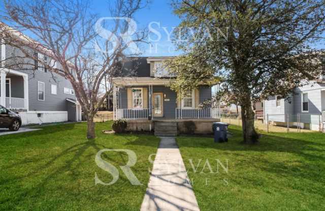 2805 Roselawn Avenue photos photos