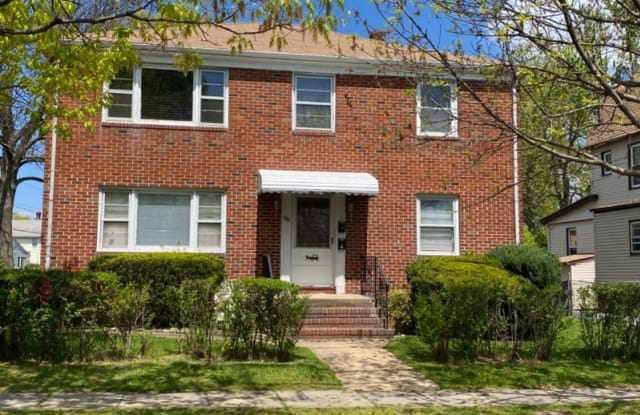 333 SEATON AVE - 333 Seaton Avenue, Roselle Park, NJ 07204