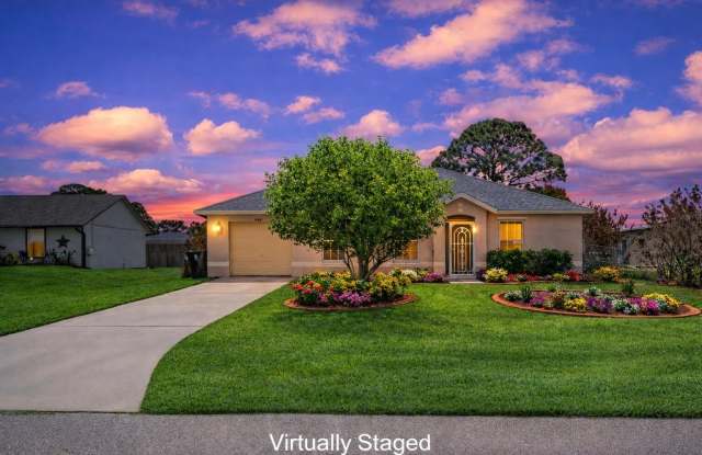 444 SW Exmore Avenue photos photos