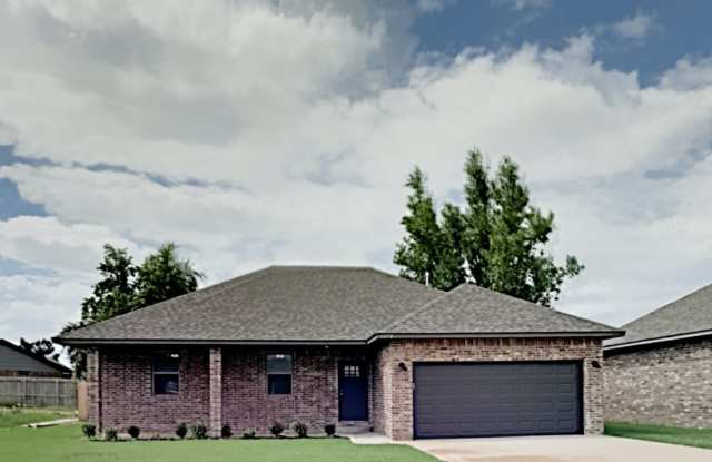 3 Bedroom 2 Bath Home in Yukon Schools photos photos