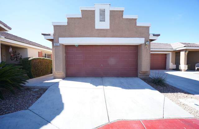 SHOWINGS AVAILABLE NOW photos photos