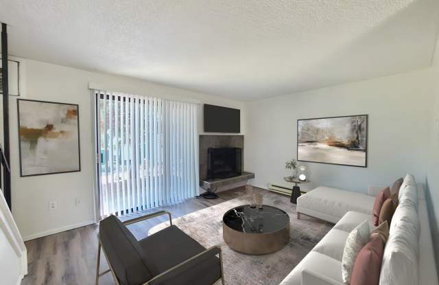 $1,150 - 1 Bed / 1 Bath Bright and Airy Condo on Spokane River photos photos