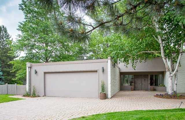4 Bed 3.5 Bath Carolyn Heights Home W/Stunning Finishes & Ideal Outdoor Space!  Option for Early June or Early July move in! photos photos