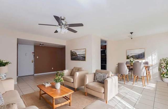 989 E 108th St APT Bb photos photos