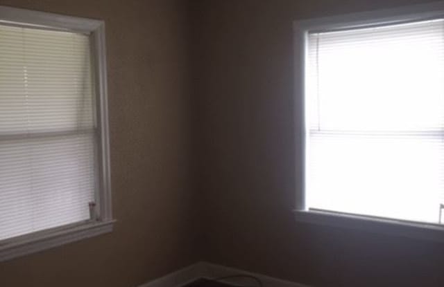 720 4th Terrace W Gallery 3