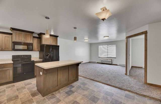 902 Gibbon Rd -3 photos photos