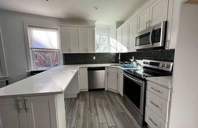 1786 Sheepshead Bay Road Gallery 2