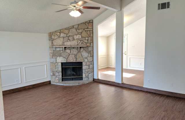 4612 Goldrock Dr Gallery 2