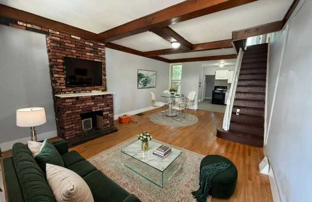 708 E Madison St photos photos 708 E Madison St photos photos