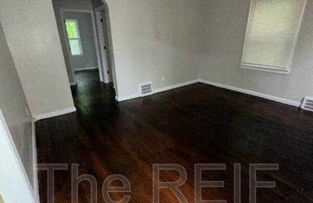 15818 Lappin Street photos photos