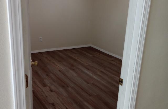 9695 Canterbury Lane photos photos