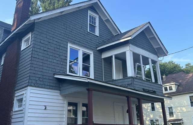 118 Fernwood Avenue - 1 photos photos