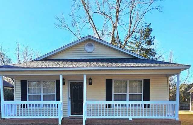 Spacious 3-Bedroom, 2-Bath Home with Modern Updates in Conway, SC - Long Term Rental photos photos