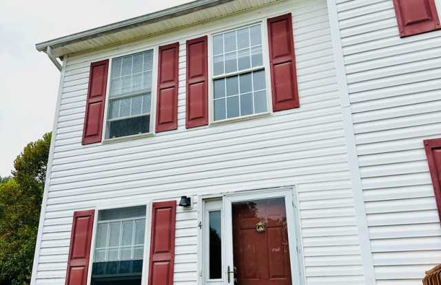 Spacious 2 Bedroom, 2.5 Bathroom Condo for Rent in Bristol, TN photos photos Spacious 2 Bedroom, 2.5 Bathroom Condo for Rent in Bristol, TN photos photos
