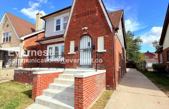 15812 Kentucky Street photos photos
