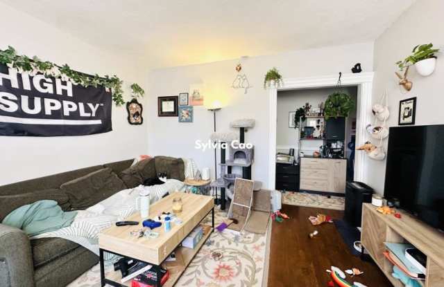 368 Riverway Gallery 2