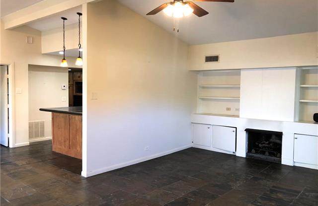 3343 Southwestern Boulevard Gallery 3