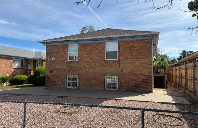 2 Bedroom 1 Bathroom in Delmar Parkway Gallery 1