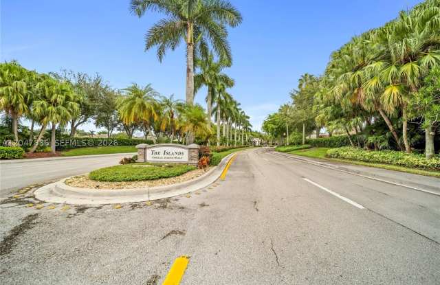 1115 Camellia Cir photos photos
