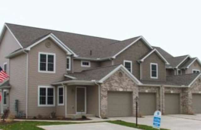 3 Bedroom Condo Overlooking Pond! photos photos