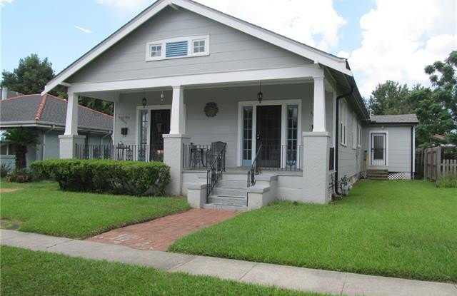 3617 DERBIGNY Street Gallery 2