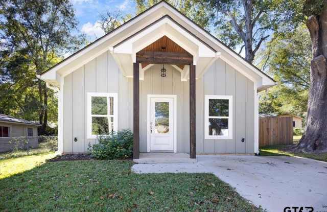 304 E Cottonwood photos photos