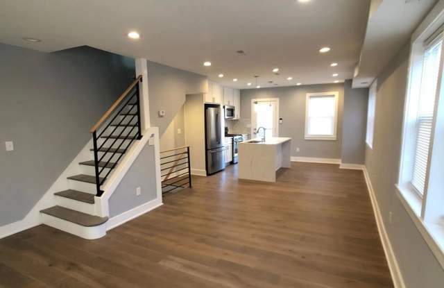 Charming 3BR Townhome in Washington, DC photos photos