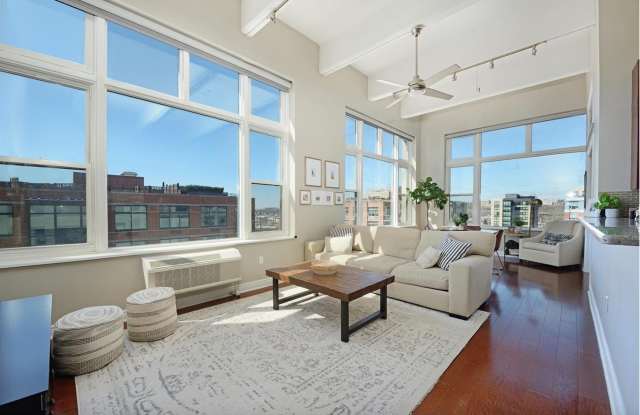 1500 HUDSON ST photos photos