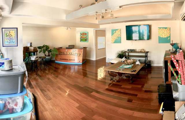 81927 Overseas Highway Gallery 2