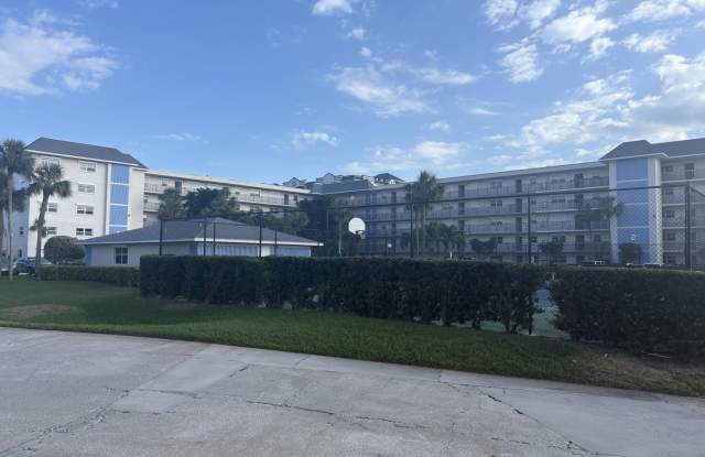 1700 N Atlantic Avenue photos photos