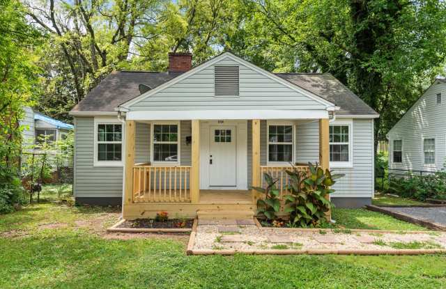 Freshly Renovated 2 Bed, 1 Bath – Prime Location Near Downtown Knoxville! photos photos